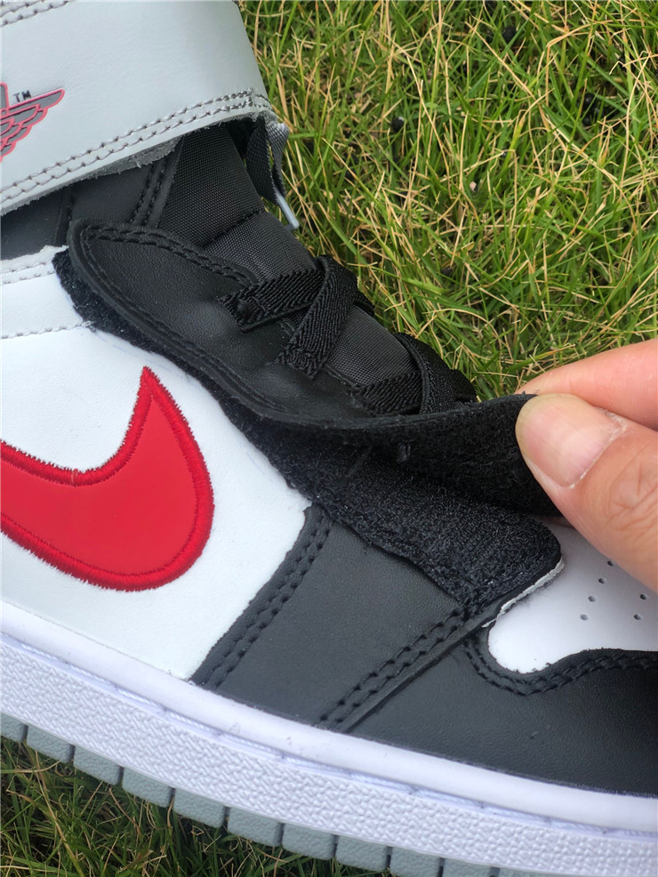 Air Jordan 1 “FlyEase”