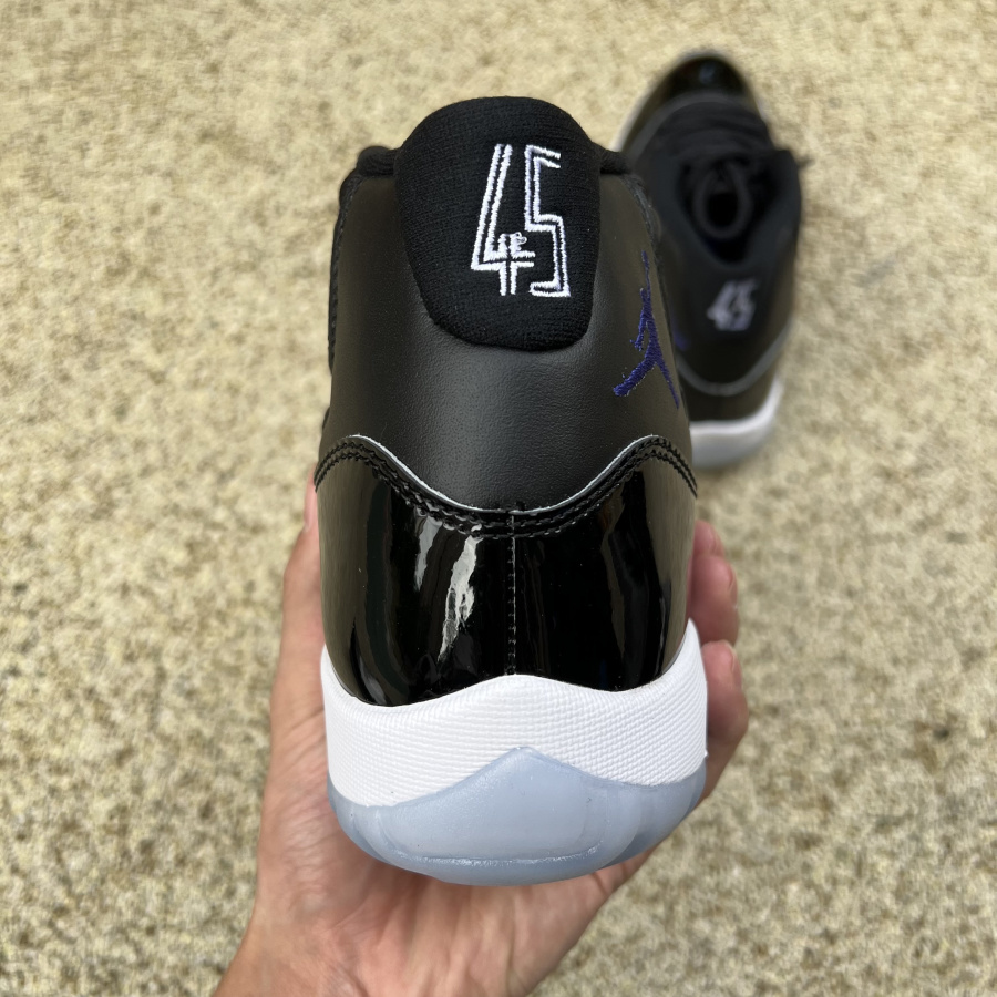 Air Jordan 11 “Space Jam”