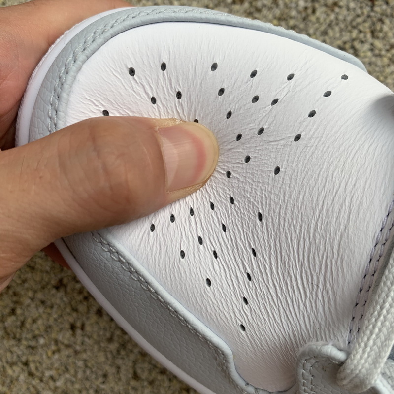 Jordan 1 Mid Starfish Pure Platinum