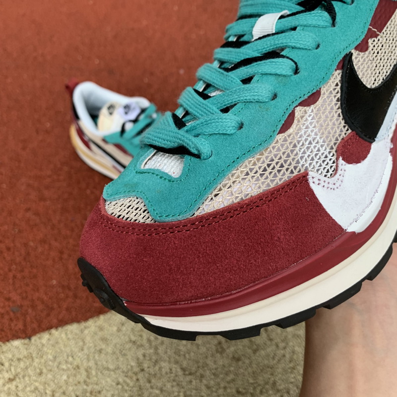 Sacai x Nike Pegasus VaporFly SP Villain Red