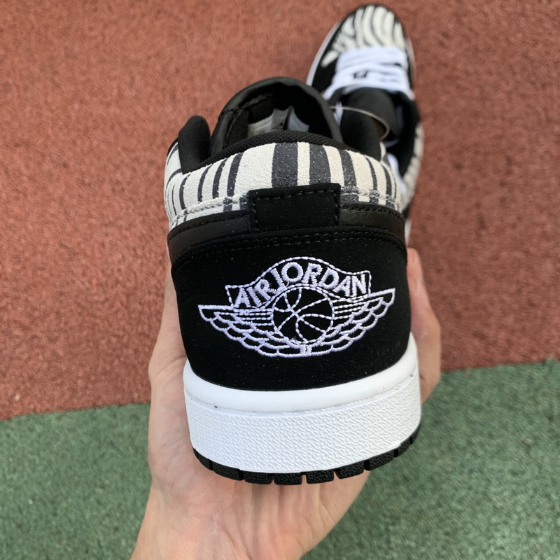 Air Jordan 1 Low shoes