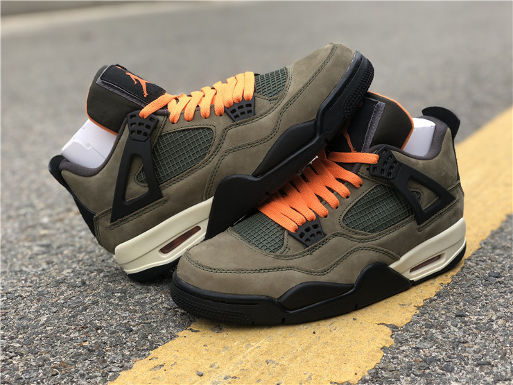 Air Jordan 4 UN UNFTD