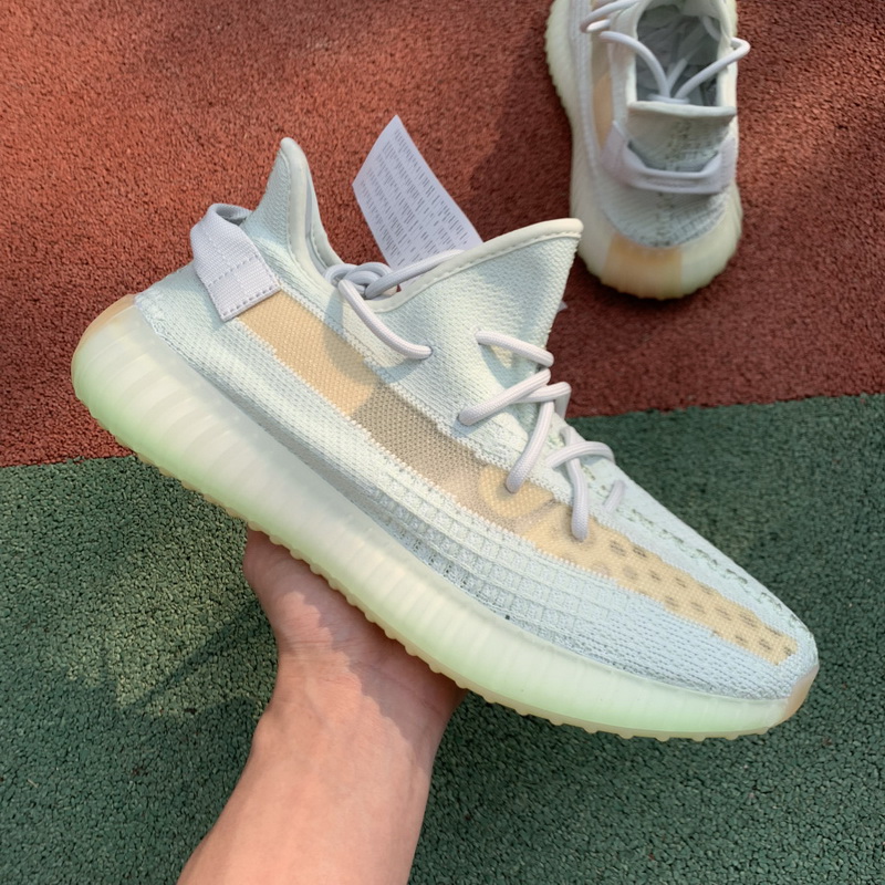 Yeezy Boost 350 V2 “Hyperspace”