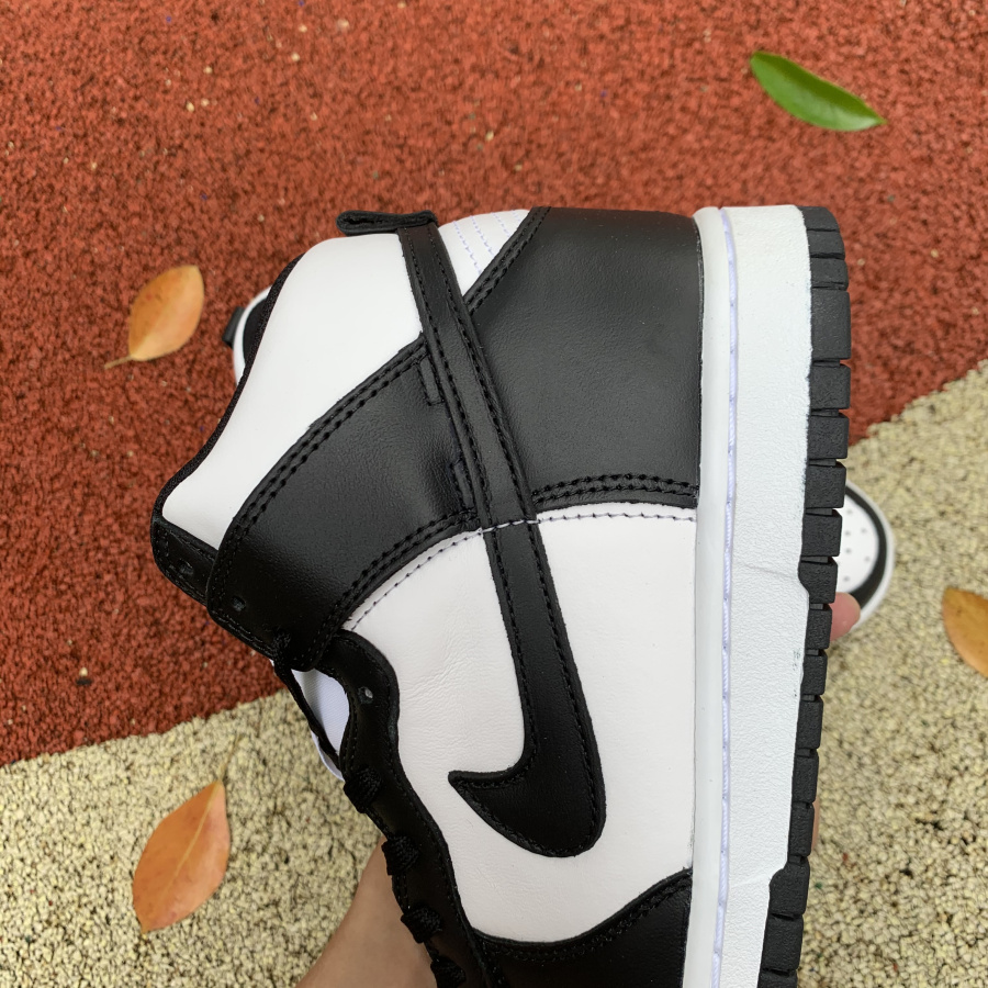 Nike SB Dunk High Black and White