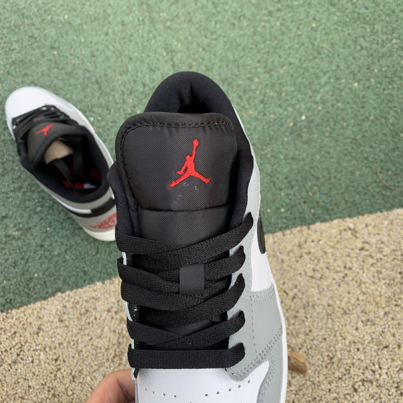 Air Jordan 1 Low Light Smoke Grey