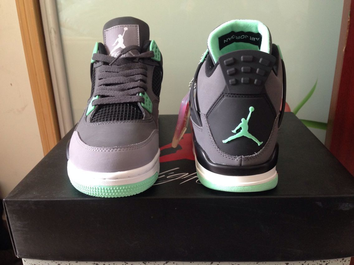 Air Jordan 4 Retro Green Glow