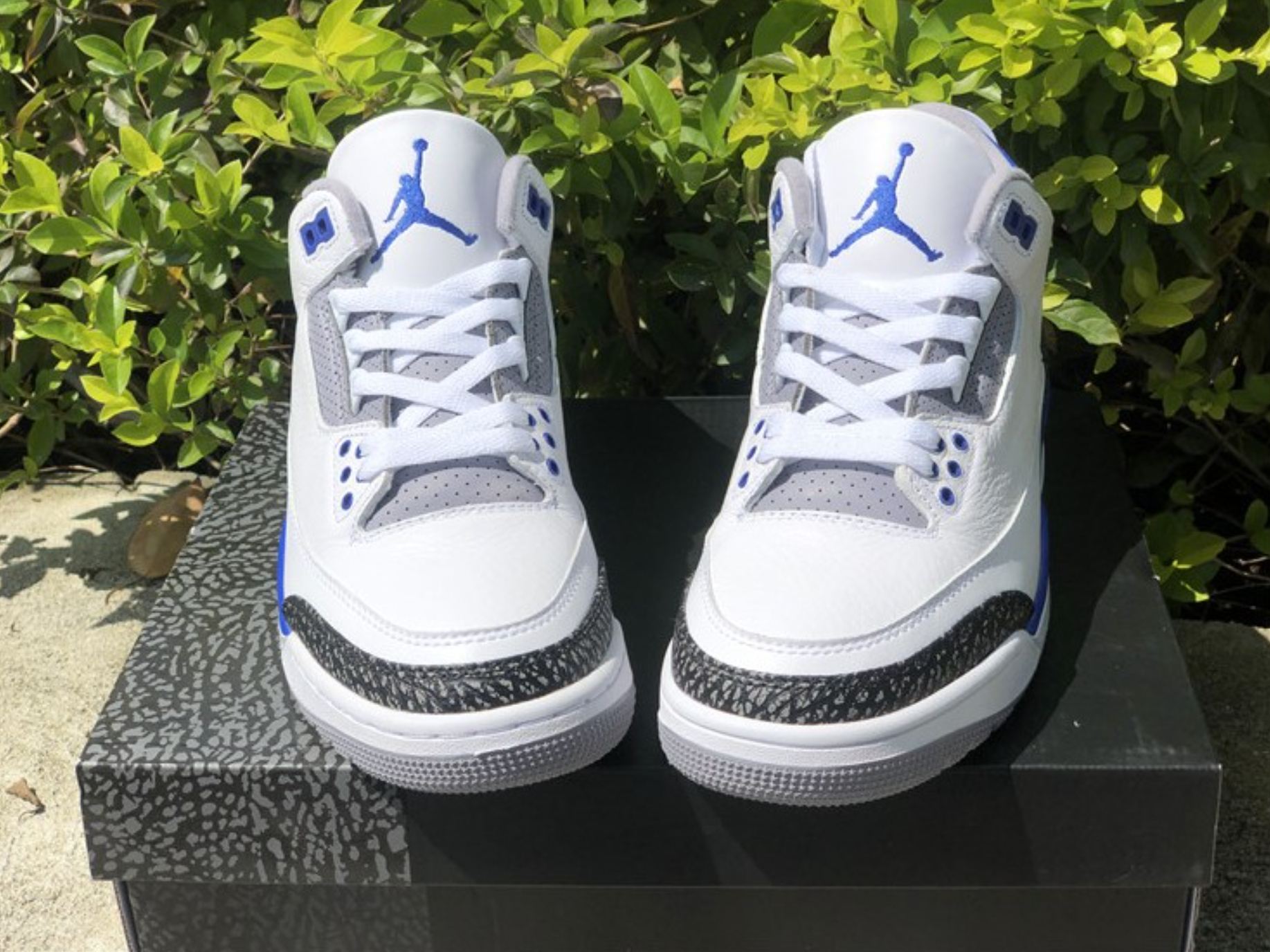 Air Jordan 3 Racer Blue