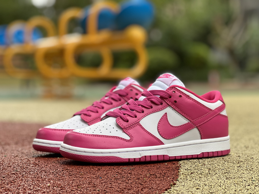 Nike SB Dunk Low Rose Pink