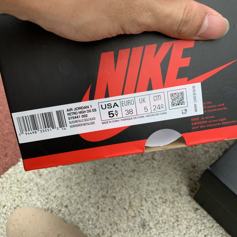 Air Jordan 1 High “Black Metallic Gold” GS