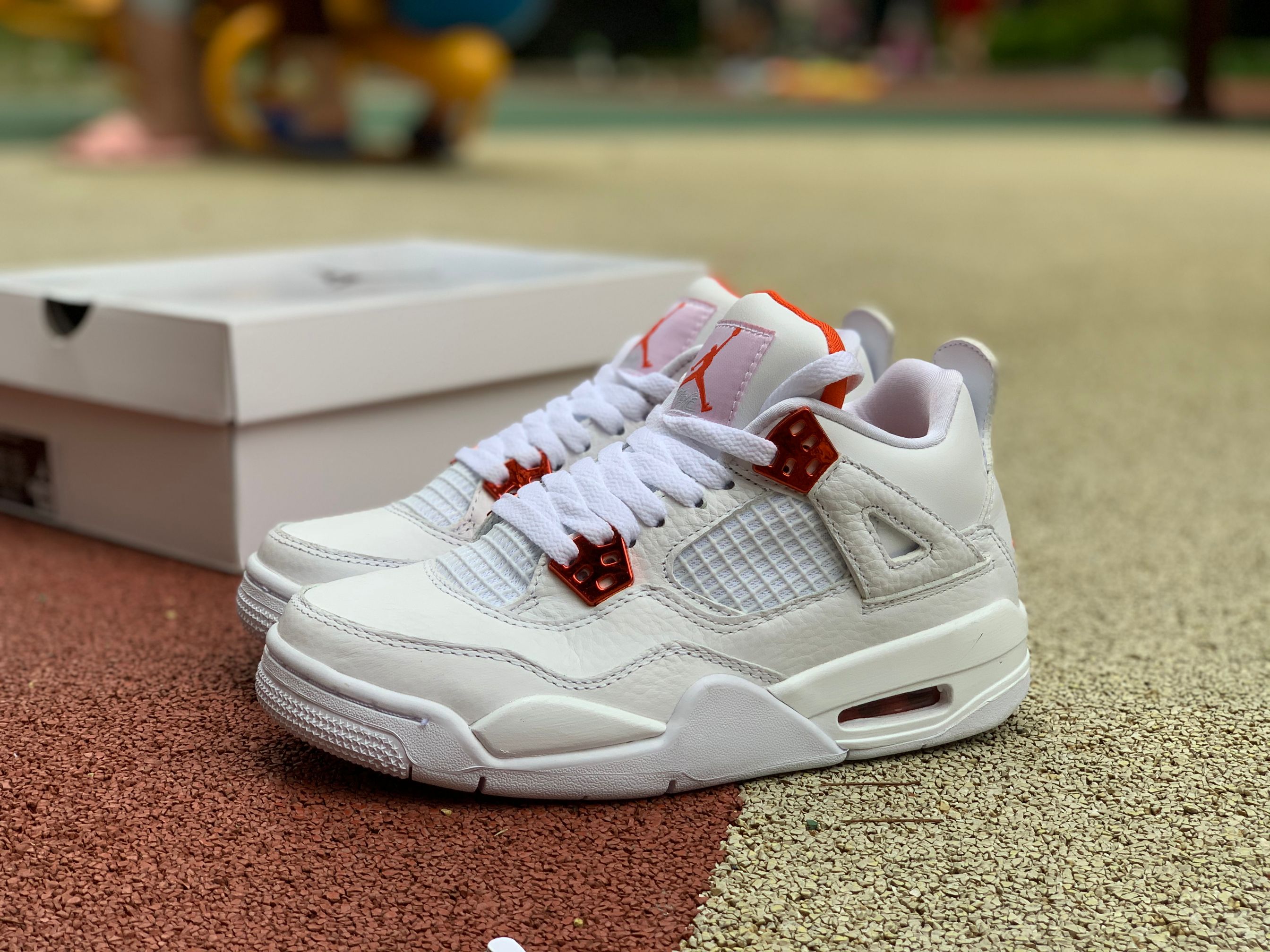 Air Jordan 4 “Orange Metallic” GS