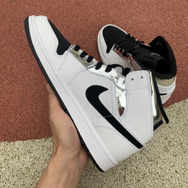 Jordan 1 Mid Alternate Think