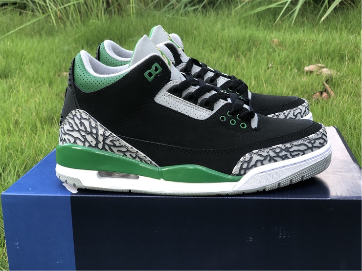 Air Jordan 3 “Pine Green”