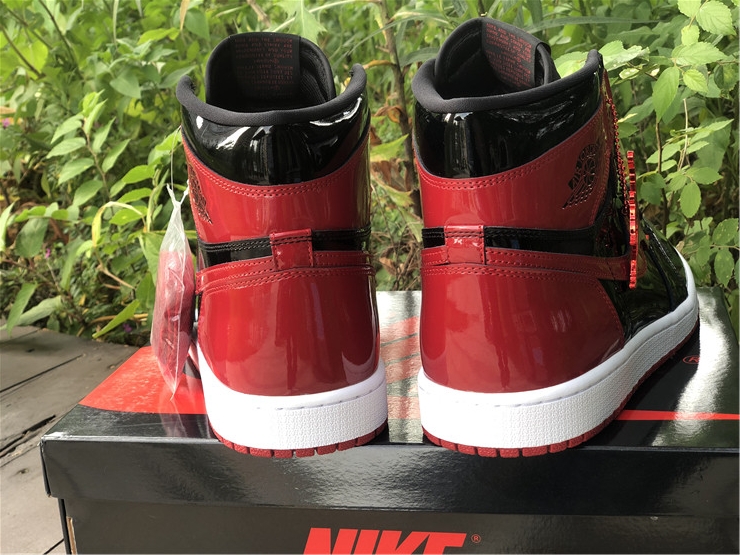Air Jordan 1 High OG “Bred Patent”
