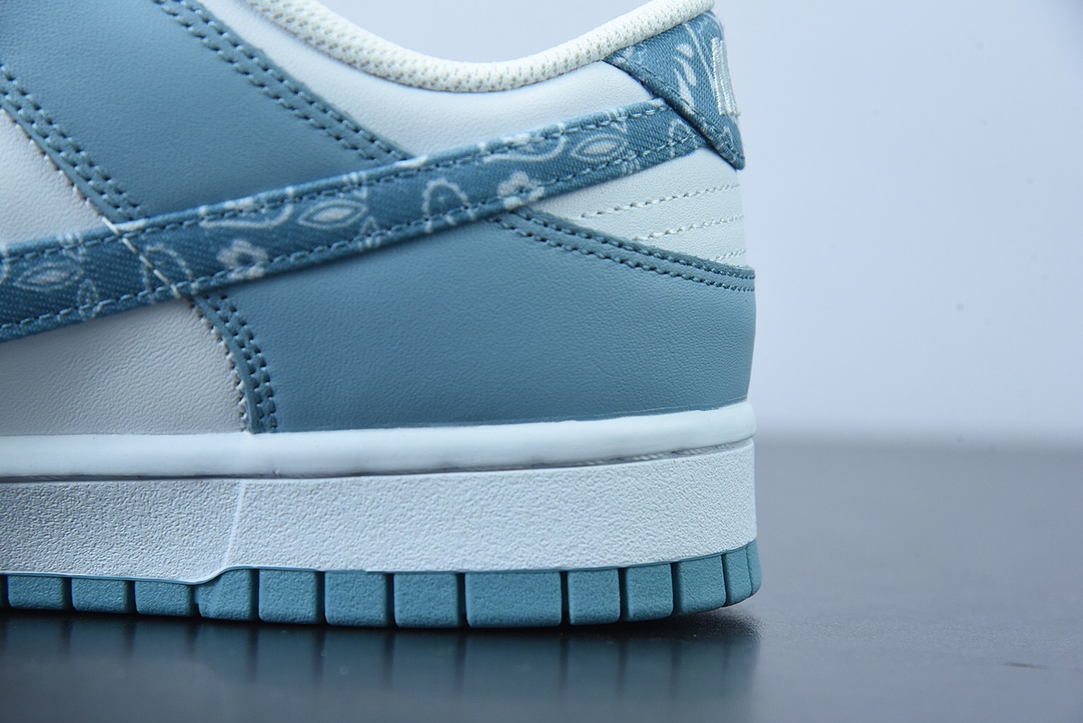 Nike Dunk Low Blue Paisley