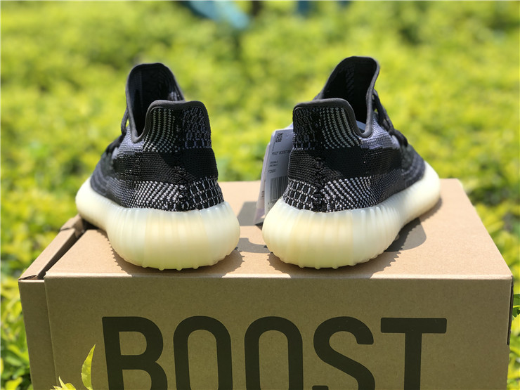Yeezy Boost 350 Boost V2 Oreo