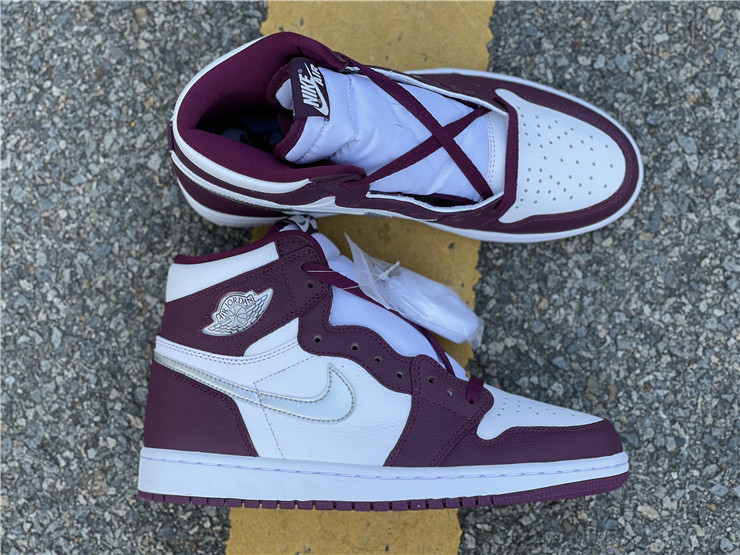 Air Jordan 1 Retro High OG 'Bordeaux'