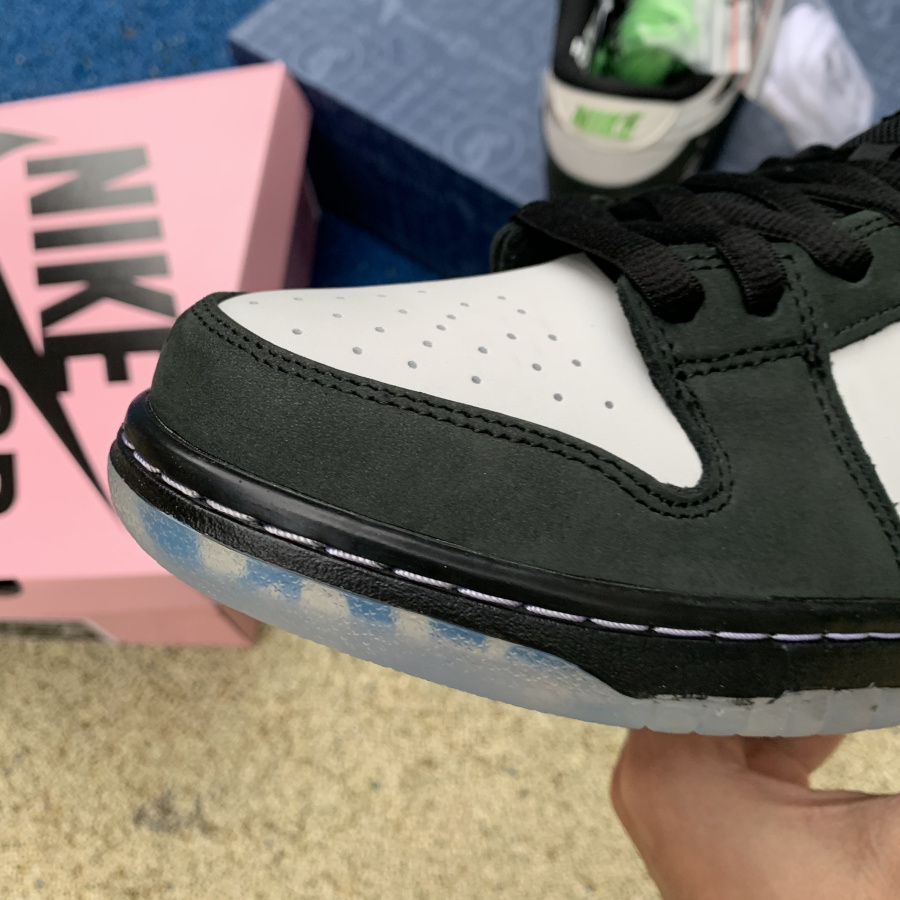 Nike SB Dunk Low “Panda Pigeon” GS