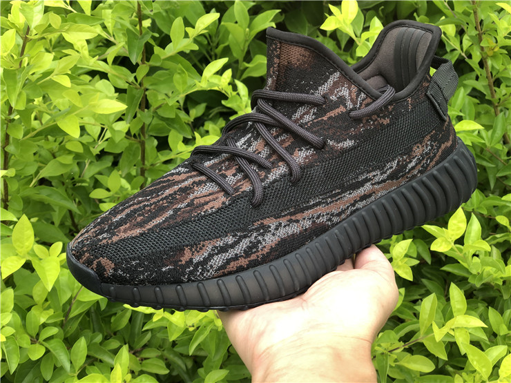 Yeezy Boost 350 Boost V2 “MX Rock”