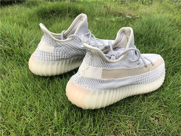 Yeezy Boost 350 Boost V2