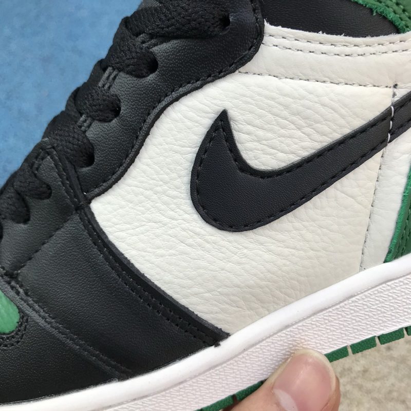 Air Jordan 1 High OG “Pine Green” GS