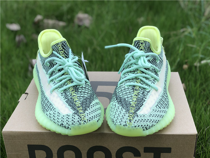 Yeezy Boost 350 Boost V2 Green