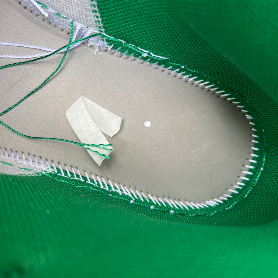 Air Jordan 1 Mid SE Grey Green