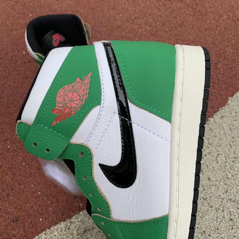 Air Jordan 1 High OG WMNS “Lucky Green”