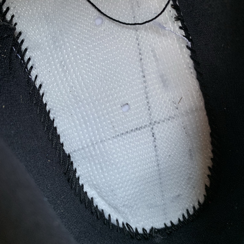 Air Jordan 4“Mushroom”