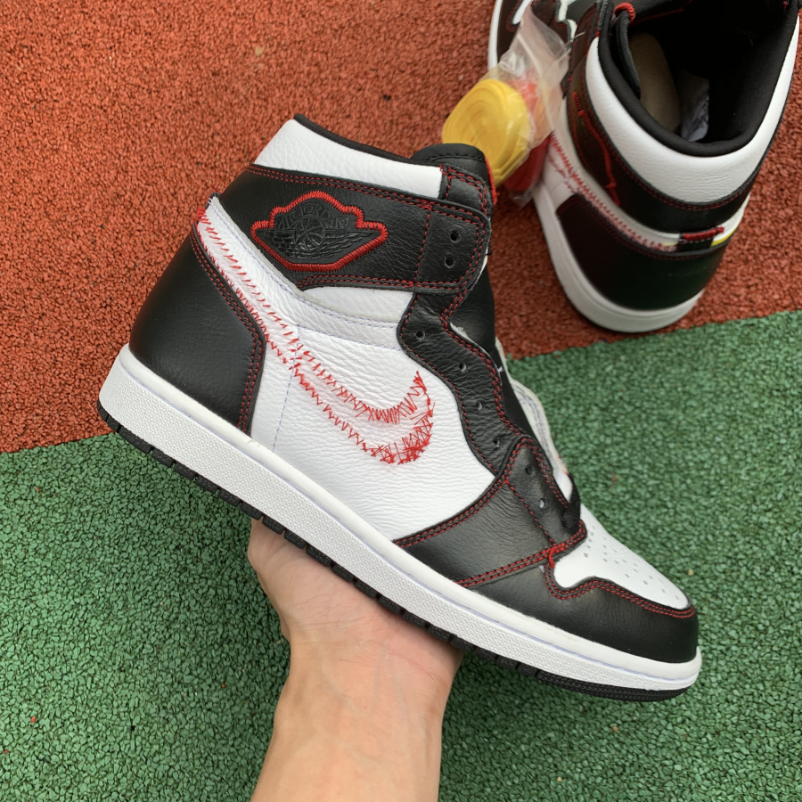Air Jordan 1 High OG Defiant