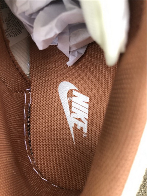 Nike Dunk Low Medium Curry