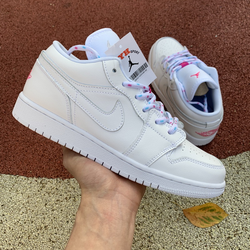 Air Jordan 1 Low shoes