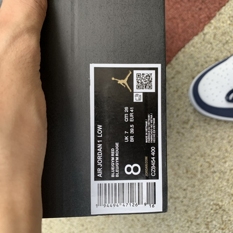 Air Jordan 1 Low shoes