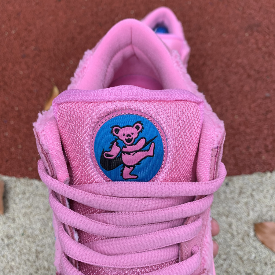 Grateful Dead x Nike SB Dunk Low “Pink Bear”GS