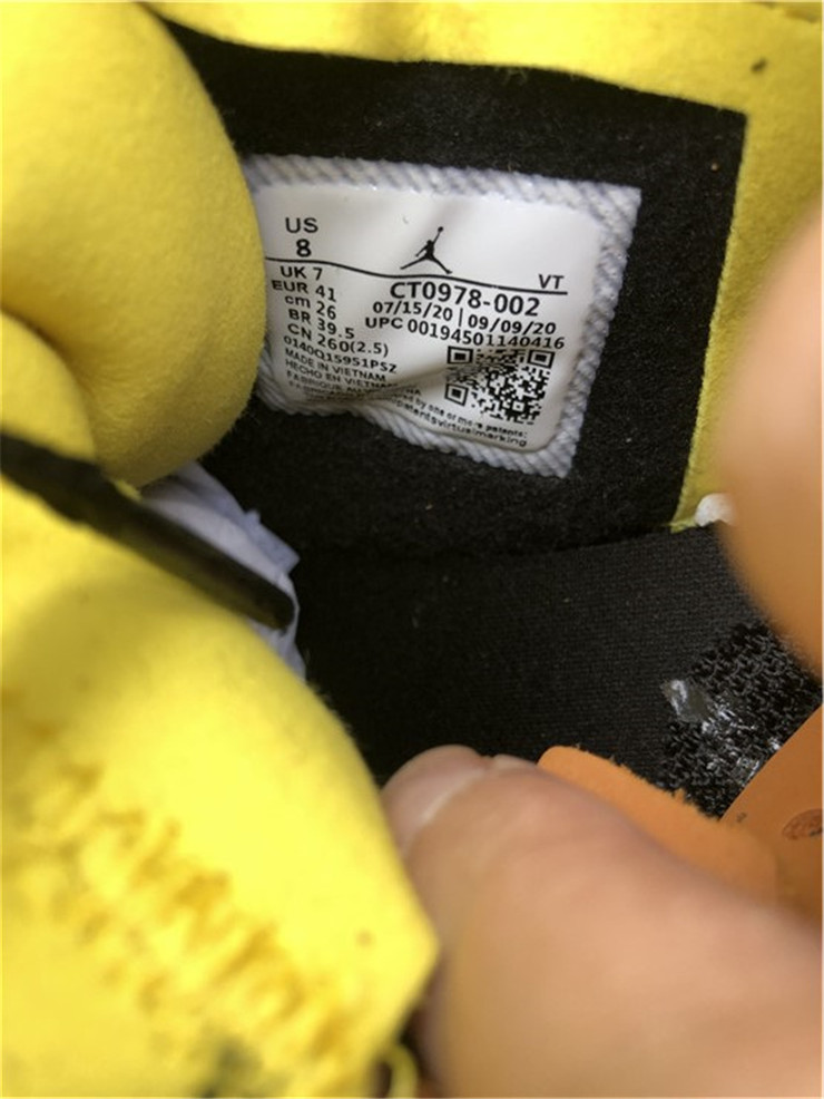 Air Jordan 1 Zoom Comfort Surfaces