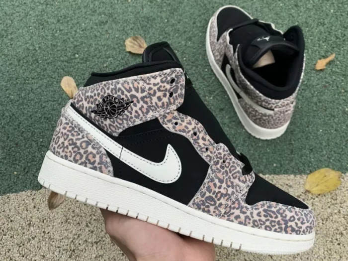 Jordan 1 Mid Leopard