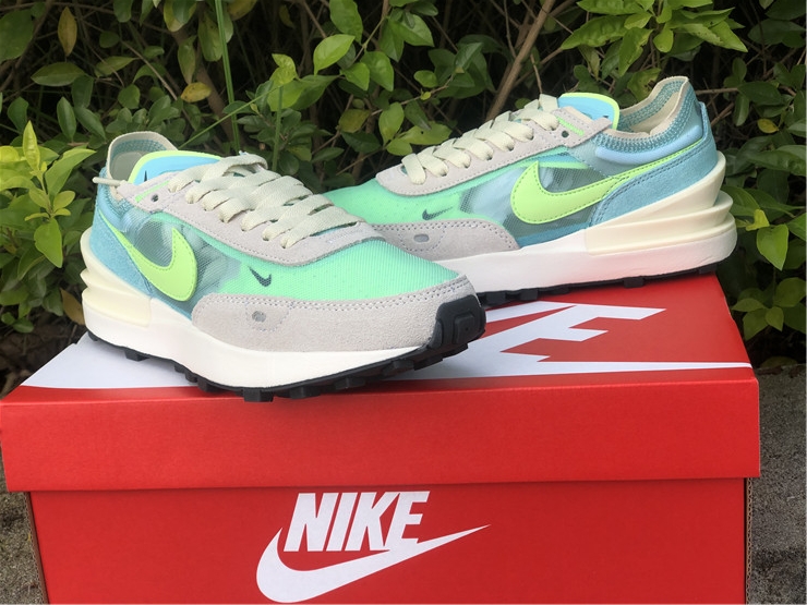 Nike Waffle One “Scream Green”