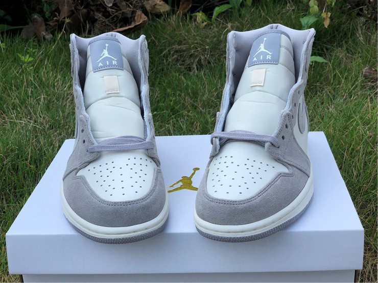 Air Jordan 1 “Grey White”