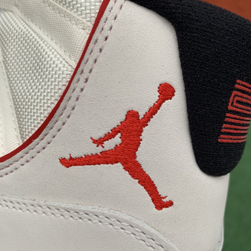 Air Jordan 11 “Platinum Tint”