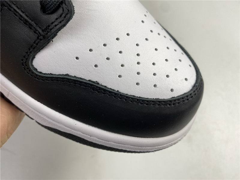 Nike SB Dunk Low Black