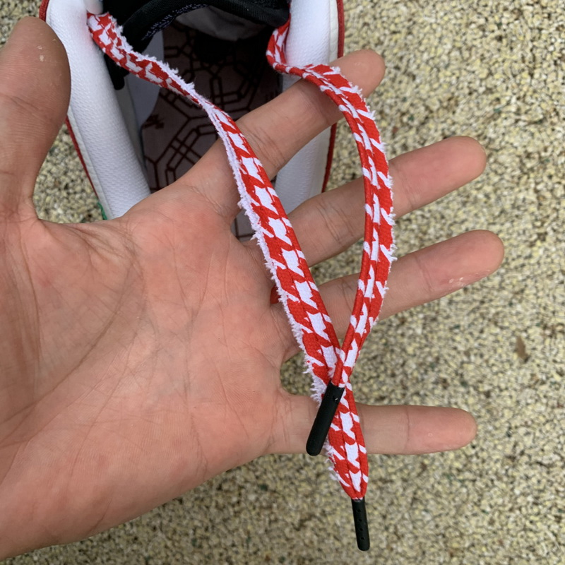 Frame Skate x Nike SB Dunk Low “Habibi”