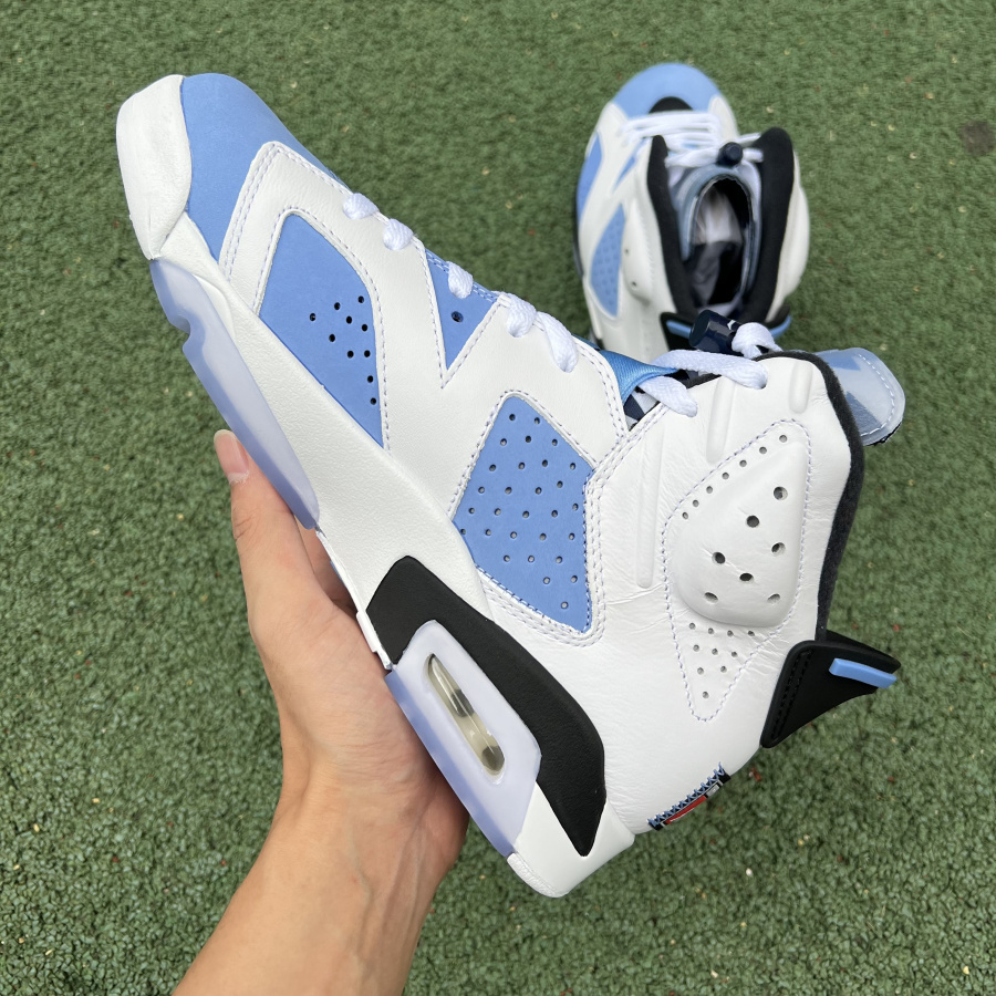 Air Jordan 6 “UNC”