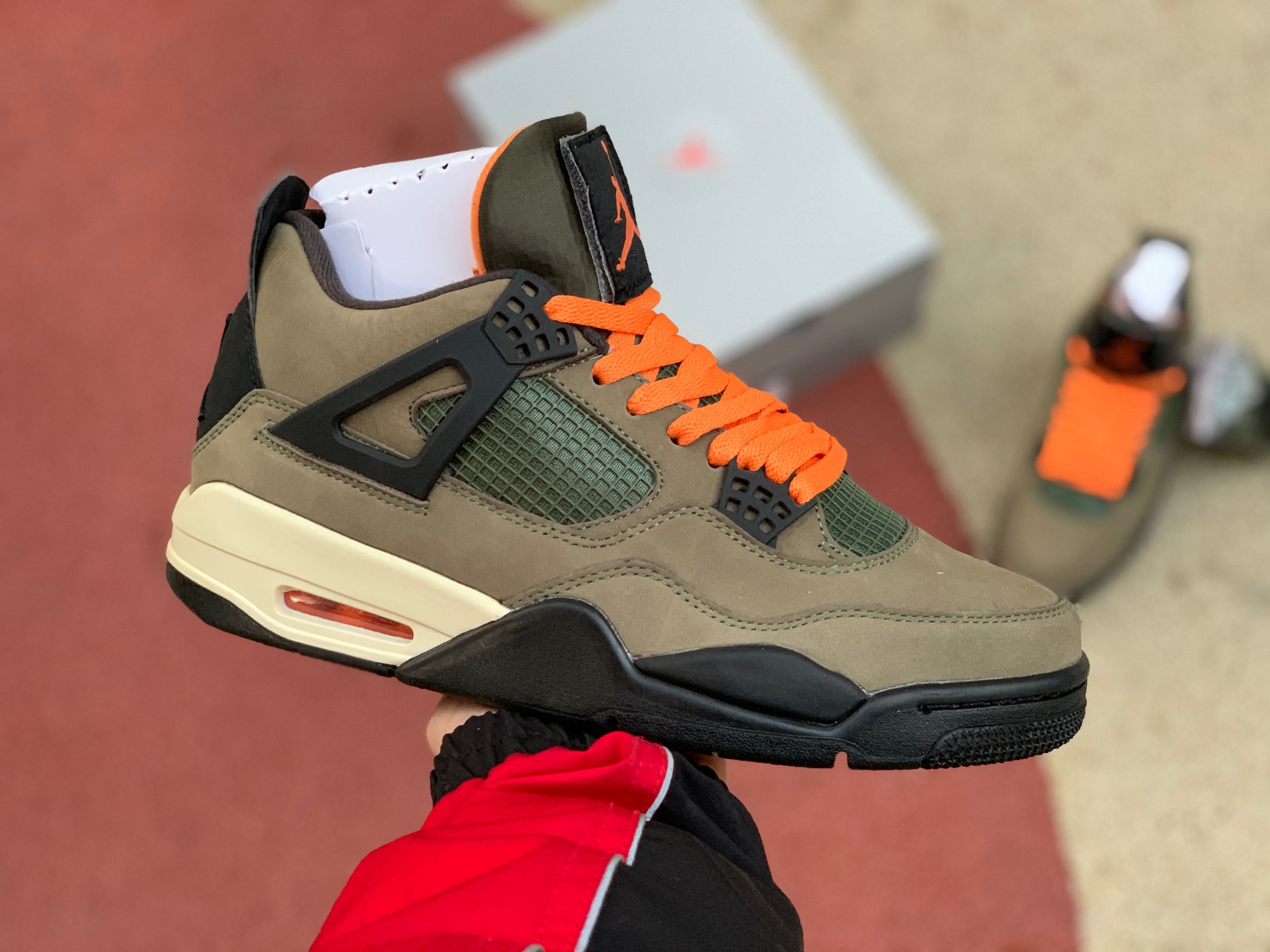 Air Jordan 4 Undefeated