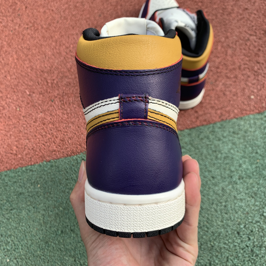 Nike SB x Air Jordan 1 Lakers GS