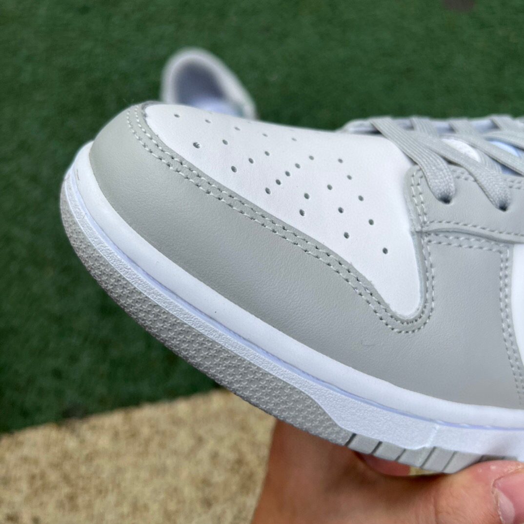 Nike SB Dunk Low Grey Fog