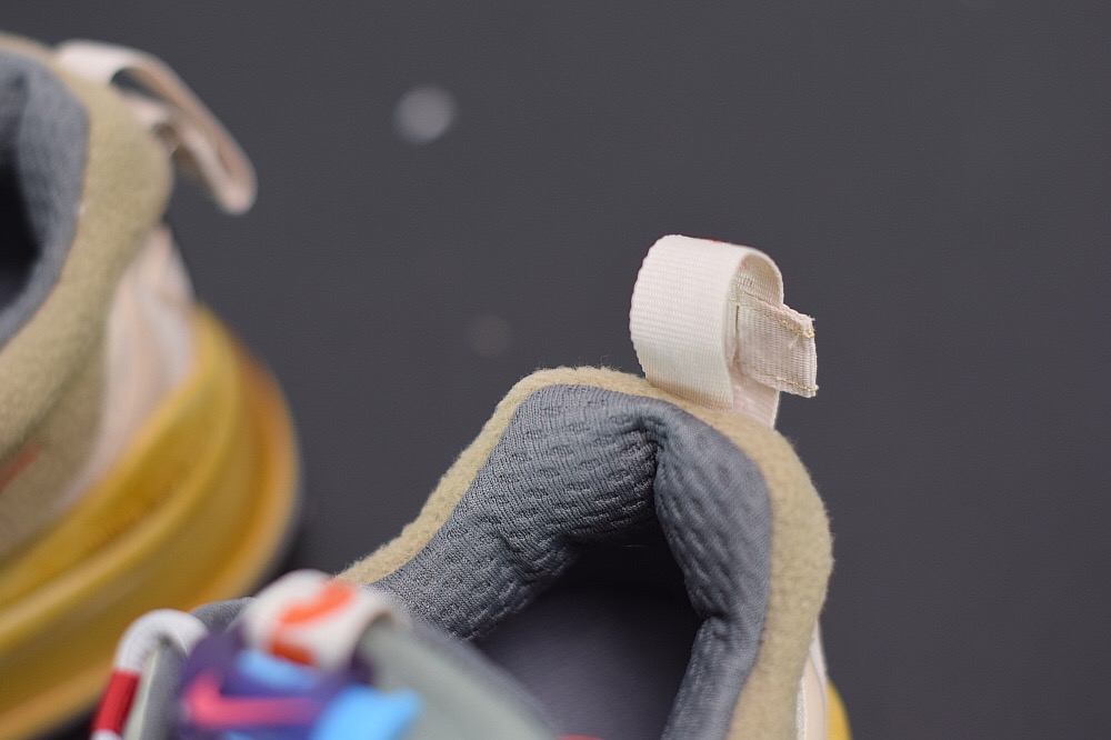 Travis Scott x Nike Air Max 270 React