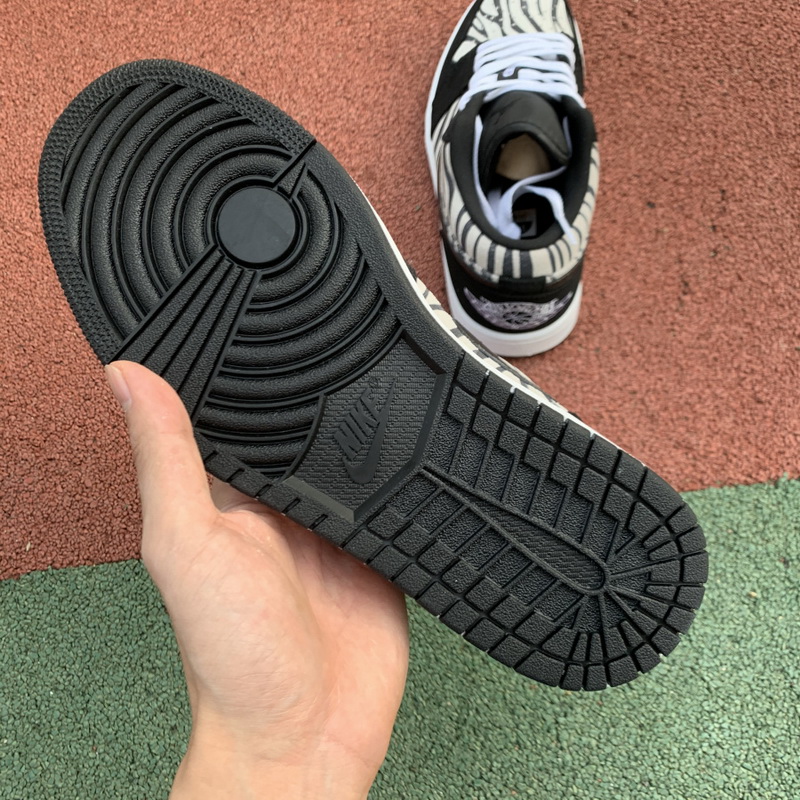 Air Jordan 1 Low shoes