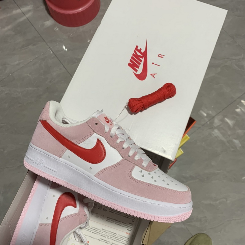 Nike Air Force 1 07 QS Valentine's Day Love Letter