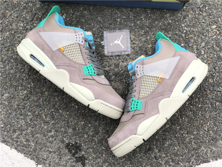 Union LA x Air Jordan 4 ''Taupe Haze''