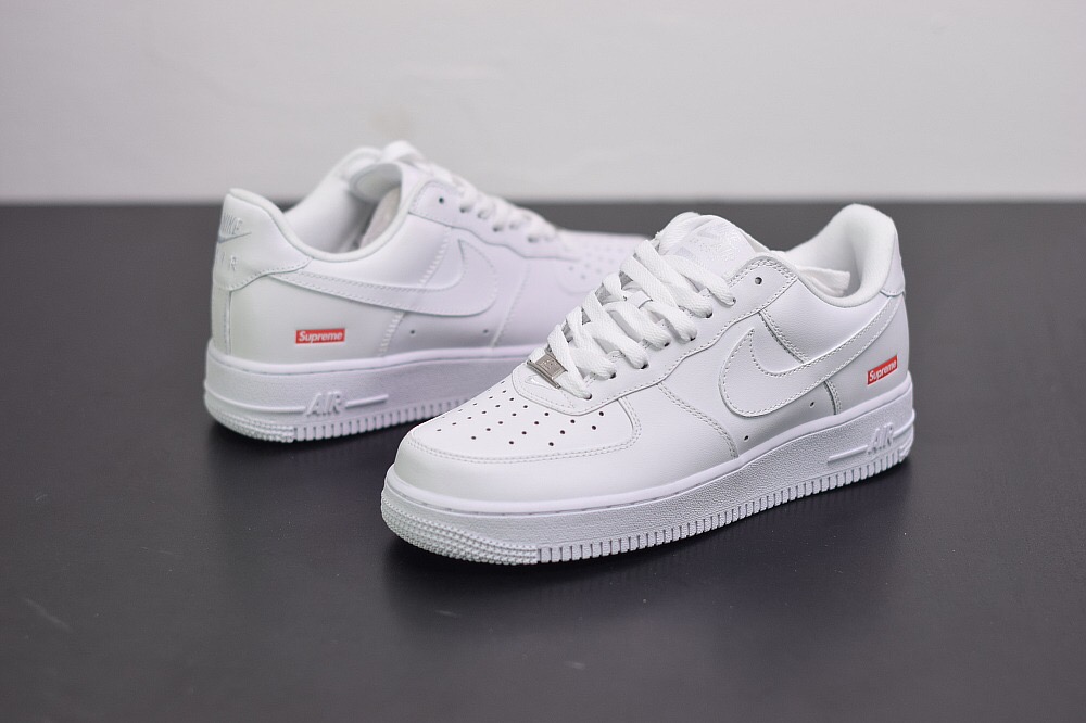 Nike Air Force 1 Low Supreme White