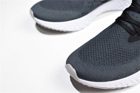 nike epic REACT FLYKNIT Black and grey dots point noirs ET gris